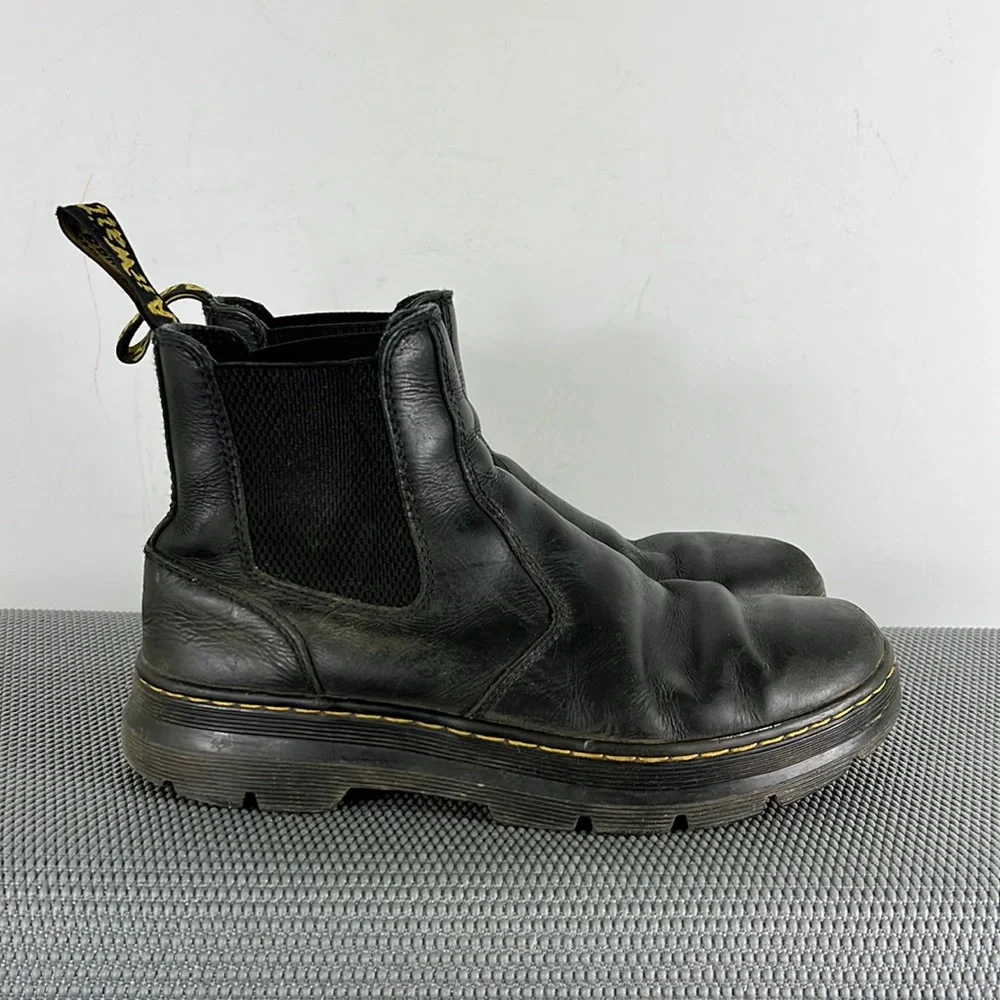 Dr Martens black leather chunky lug sole embury ankle boots women’s size 9